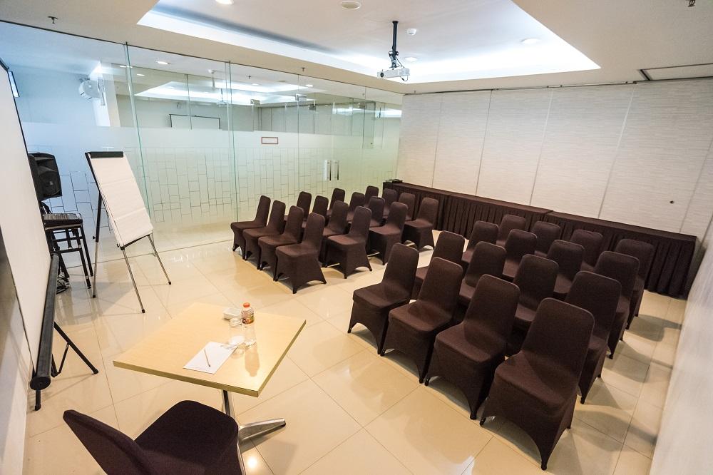 Amaris Hotel Pancoran Jakarta Exterior photo