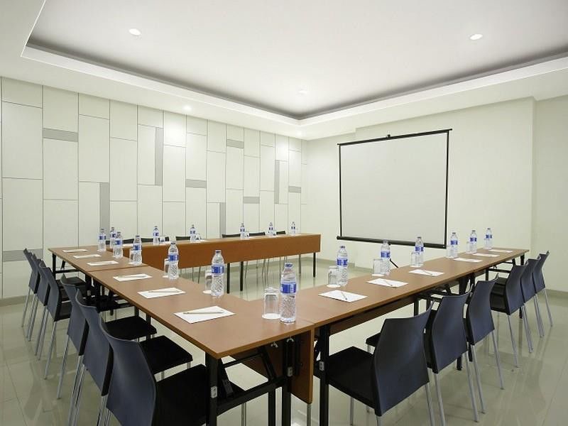 Amaris Hotel Pancoran Jakarta Exterior photo